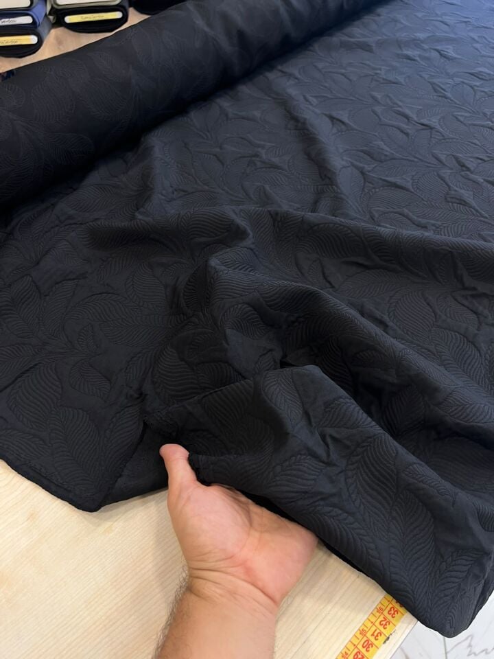 Baharlık / Kışlık Kapitone Kumaş  (En 150cm)