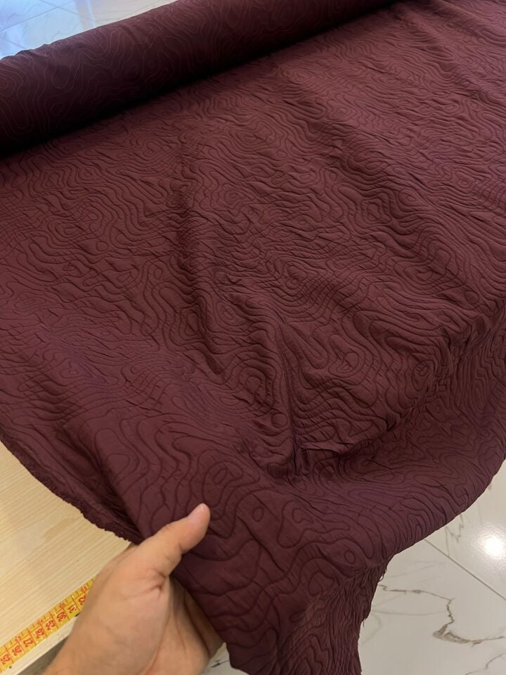 Baharlık / Kışlık Kapitone Kumaş  (En 150cm)