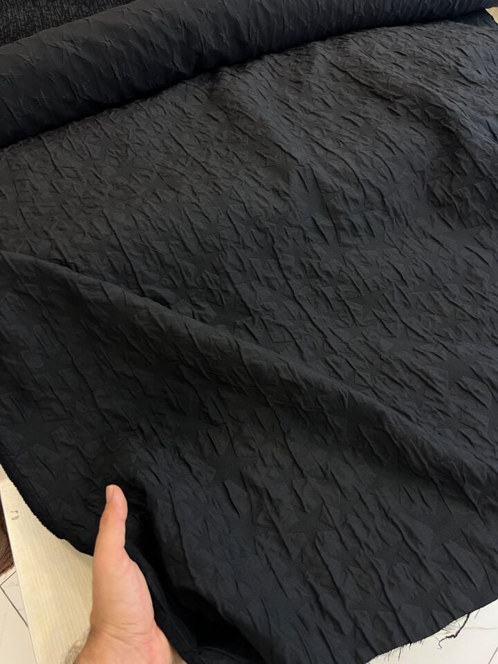 Baharlık / Kışlık Kapitone Kumaş  (En 150cm)