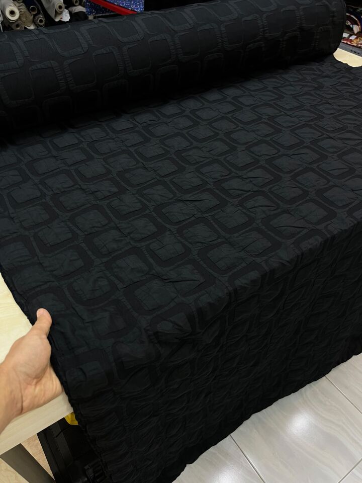 Baharlık / Kışlık Kapitone Kumaş  (En 150cm)