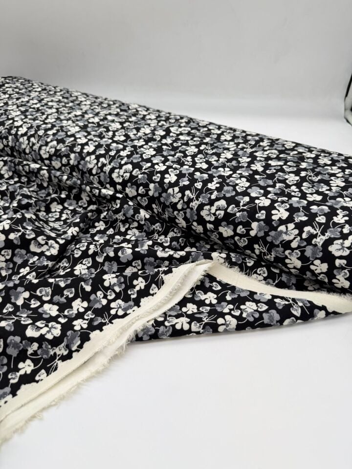 Pamuk Viskon Kumaş Eni 150cm Elbise Gömlek Tunik vb Polyester İçermez